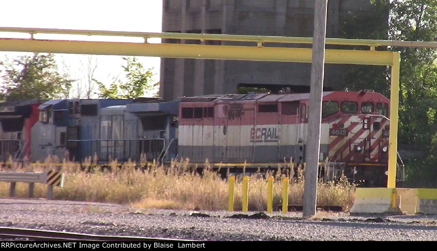 CN Dash 8s